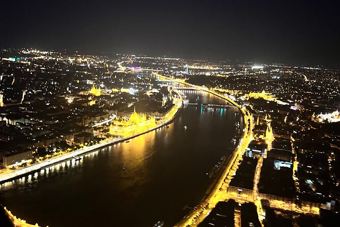 Sightseeing flight over Budapest - Who will get the most from this flight?