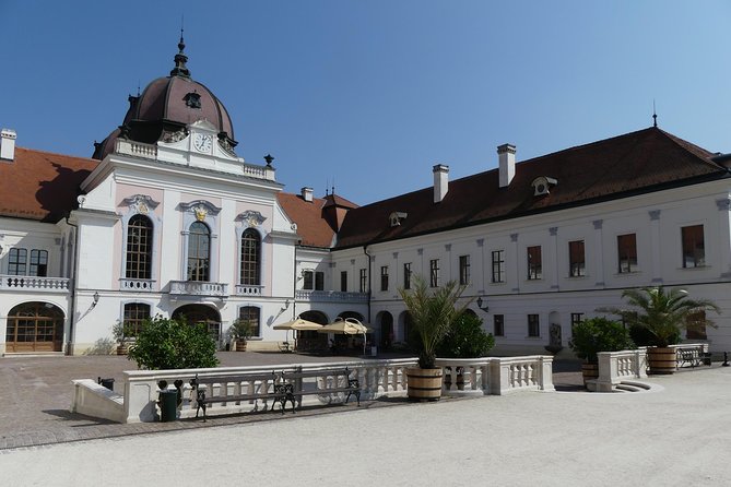 Sisi's Godollo Palace Tour from Budapest - Group size, guide quality, and language concerns