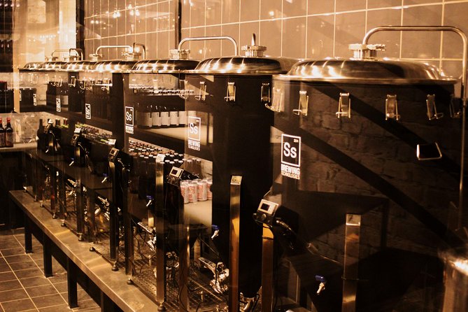 SÖR - The Ultimate Budapest Craft Beer Tour - Sampling craft beer across pubs and shops