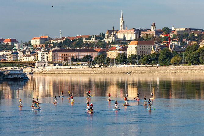 Sunrise SUP to the heart of Budapest - Gellért Hill and its familiar statue