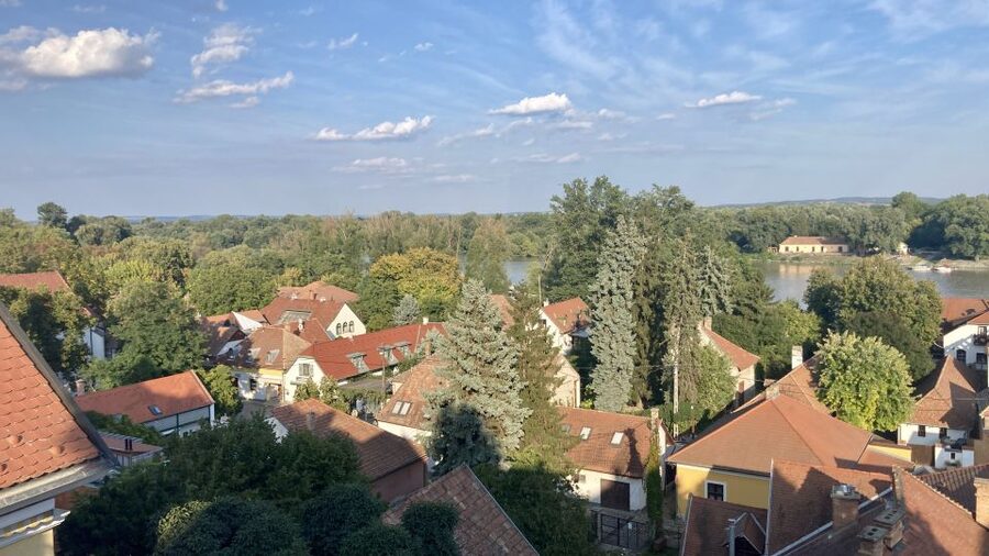 Szentendre: Arts and Cafés Tour (Half-Day Private Tour) - Making room for coffee and cake