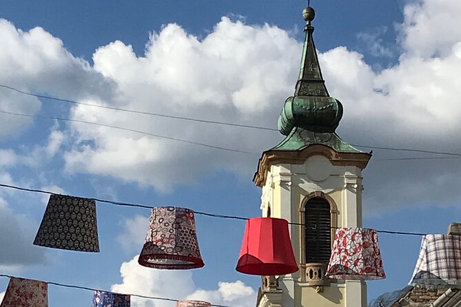 Szentendre: Self-guided Bicycle Tour with optional boat transfer - Szentendre rewards an early arrival