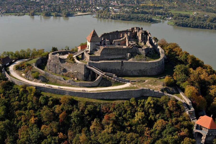 Szentendre, Visegrád and Esztergom Private Danube Bend Tour - Visegrád Castle and the Danube Bend panorama