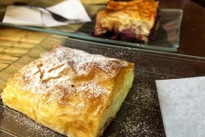 Taste Budapest - Fat Boy Foodies Walk - From local streets to Andrássy Avenue