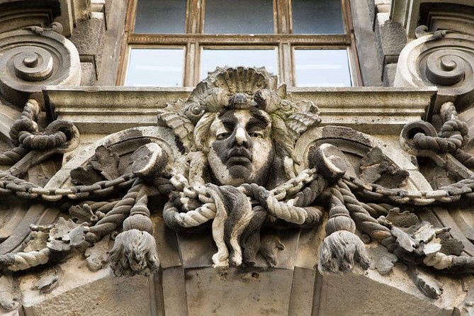 The beginner's guide to Budapest - Budapest Sightseeing Tour - Heroes’ Square and City Park in 20 minutes