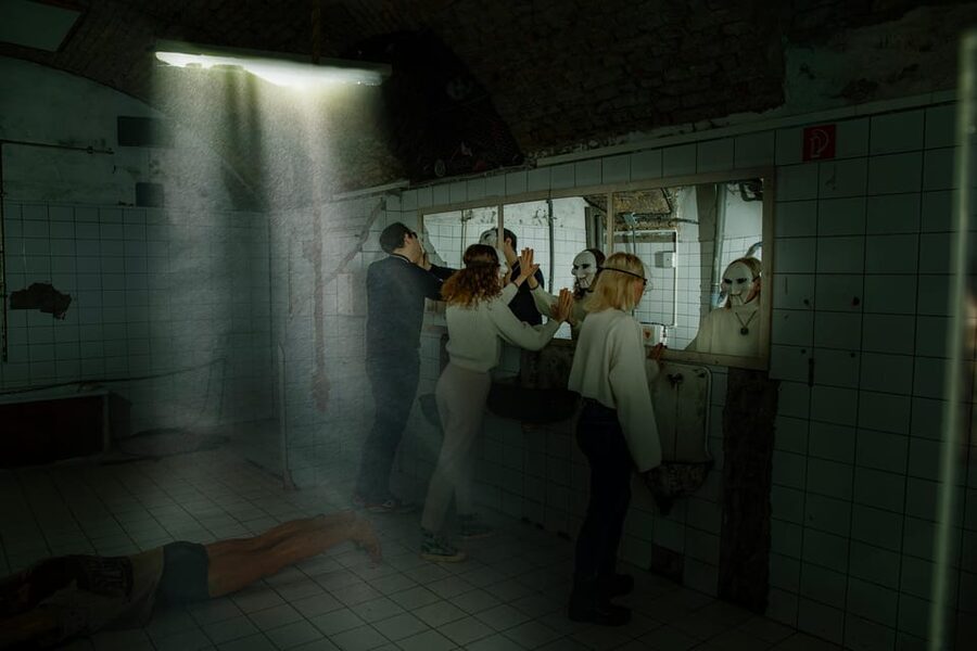The Real Saw | Escape Room by PÁNiQ SZOBA - A Saw setting built for pressure