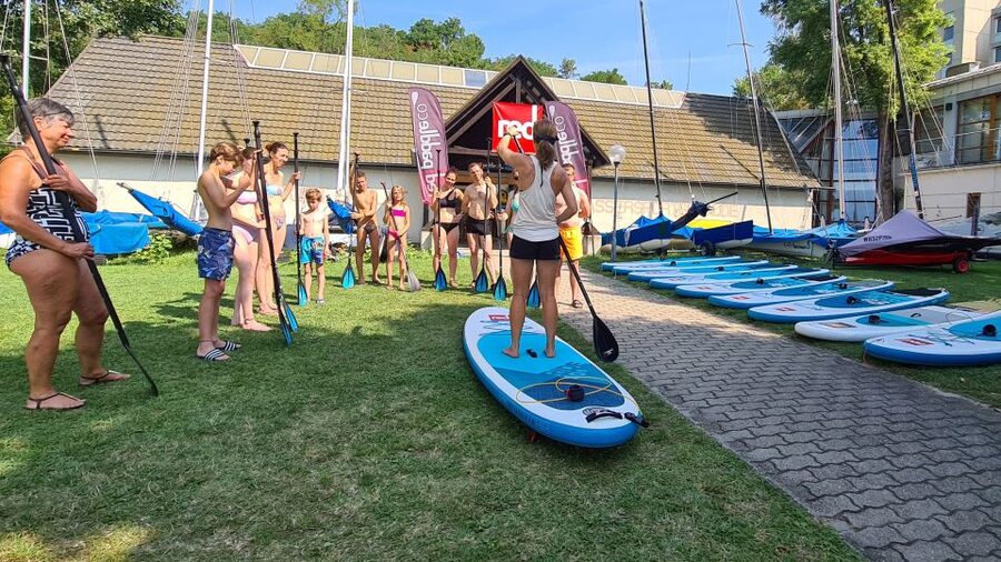 Tihany: SUP Course and Tour at Lake Balaton - Who will get the most from this experience