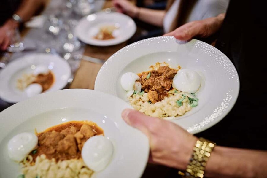 Tipsy Guided Food Tour with Drinks Included in Budapest - Starting beside the synagogue