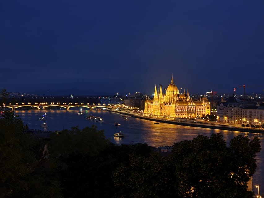 True Crime Walking Tour in the Buda Castle district - Buda Hill Funicular: the route’s practical finish