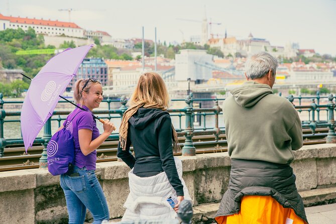 Walking Tour Budapest incl. the Shoes on the Danube Bank - The Liberty Statue and Budapest’s divided geography