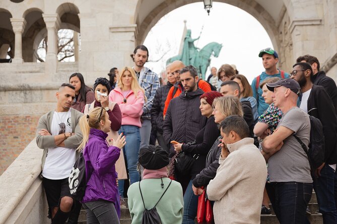 Walking tour in the Buda Castle incl. Fisherman's Bastion - Beneath the Castle District