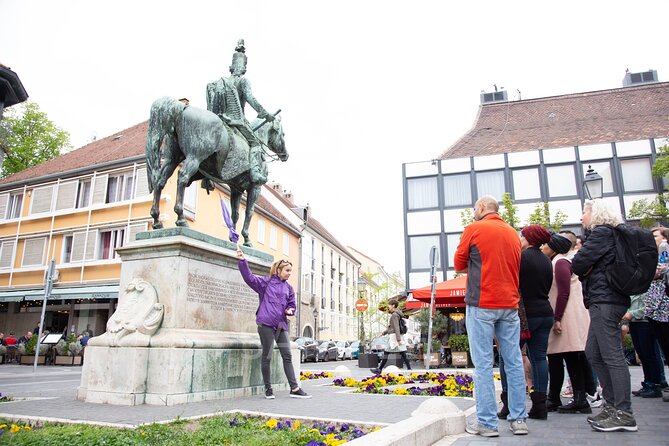 Walking tour in the Buda Castle incl. Fisherman's Bastion - The Matthias Fountain and Buda Castle