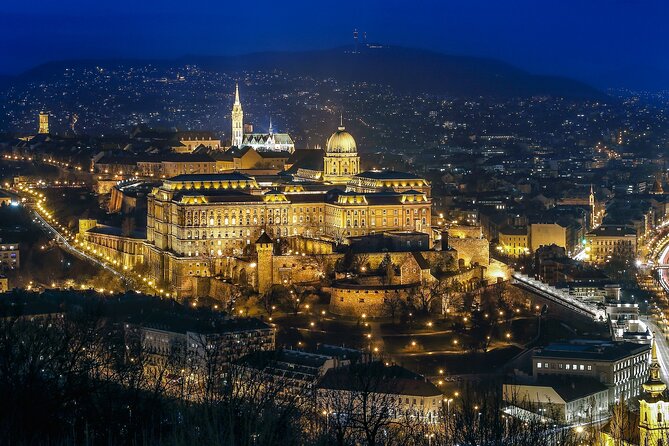 Welcome to Budapest 3 hrs Must See Private Tour by car - City Park, Vajdahunyad Castle, and Széchenyi Baths