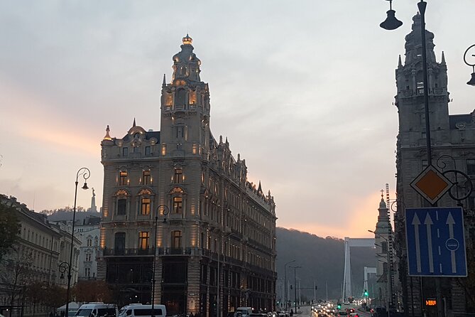 Welcome to Budapest Evening Walk - Váci utca and the character of Inner City Budapest